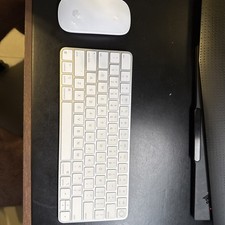 Apple Magic Keyboard 2 A3118 and Magic Mouse 2 Wireless A3204 COMBO used 3 time picture