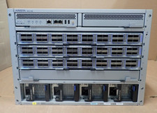 Arista DCS-7304 Switch 96 x 100GbE QSFP100 ports 3 x 7320X-32C-LC picture