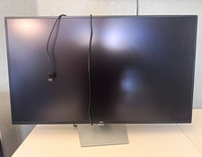 Dell UltraSharp U4323QE 43