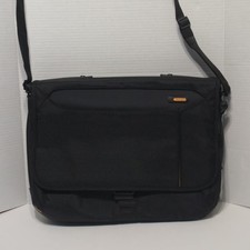 Targus Meridian II Laptop Messenger Bag for 15.6