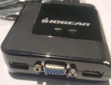 KVM IOGear Model GCS72U 2-Port USB KVM w/Audio & Mic USB 1.0/1.1 picture
