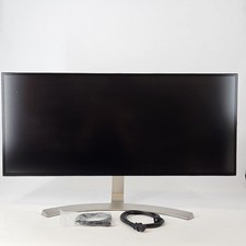 LG Ultrafine 27in 5120 x 2880 w/ Power Cord Good picture