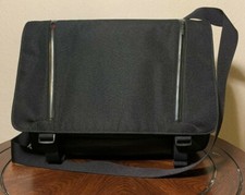 Tumi T-TECH Classic 67770D Black Nylon Messenger shoulder Laptop BagVGUC  picture