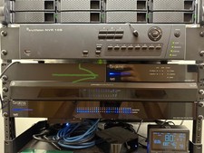 Araknis Networks AN-520-RT Dual-WAN Multi-Gigabit VPN Router Brand New picture