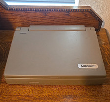 Toshiba Satellite 110CS Vintage Laptop Intel Pentium - Model PA1224U Parts Only picture