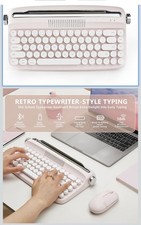 keyboard retro picture