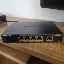NETGEAR GS305EPP 5-Port Gigabit Ethernet Partially Managed Layer 2 Switch picture