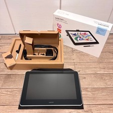 Wacom One 13 13.3 inch LCD Pen Tablet picture