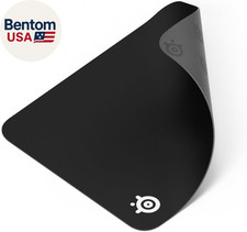 Steelseries Qck Medium Gaming Mousepad — Black — Non-Slip Silicone Rubber Base — picture