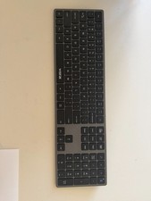 wisfox wireless keyboard, Model: K20G, Lightly Used, no noticable flaws picture