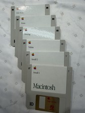 Vintage 1990 Apple Macintosh 3.5