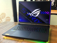 ASUS ROG Strix Scar 18 G835LX-SA041W / Win11 18