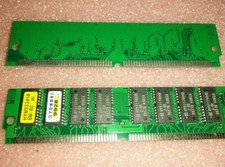 2x HYUNDAI HYM532414BM-60 , 16MB Hyundai 72-PIN SINGLE SIDED EDO SIMM MODULE picture