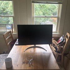 LG 27UP600 27