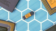 Cpu intel celeron 766/128/66/1.7v sl4qf picture