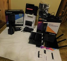 Netgear C7000-100NAS, 2 EX7000, and Samsung Verizon SCS-2U01 network extender  picture