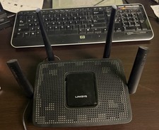 Linksys MR9000 Max-Stream Tri-Band AC3000Wi-Fi 5 Router picture