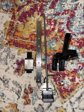 Formlabs Form 3 Entire Vertical Assembly With Linear Rail, Clamp And Lead Screw picture