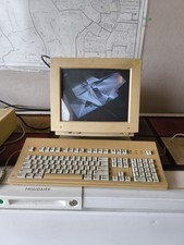 Apple Macintosh IIsi with keyboard and mouse Powers on,  Monitor Mi212 As-is picture