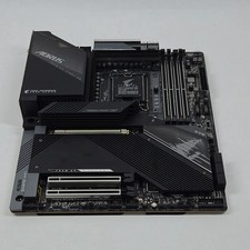 Gigabyte Z690 Aorus Master LGA 1700 E-ATX Intel DDR5 Motherboard picture