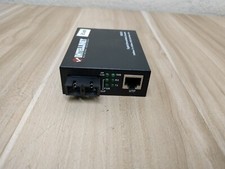 Intellinet 506533 Gigabit Ethernet Media Converter 220 m picture