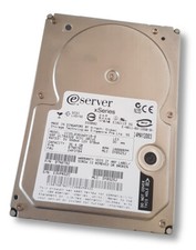 Ibm Ultrastar Ic35l036uwdy10-0 P/n: 07n8782 36.7 Gb picture