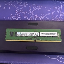 Samsung 8GB (1 x 8GB) DDR4 Desktop Memory (UDIMM) M odule M378A1G43DB0-CPB picture