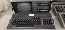 KAYPRO 2 2X 81-014 PORTABLE COMPUTER W/ KEYBOARD picture
