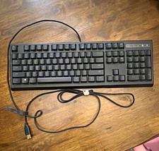 Razer Ornata Chroma Wired USB Illuminated Gaming Keyboard English QWERTY Black picture