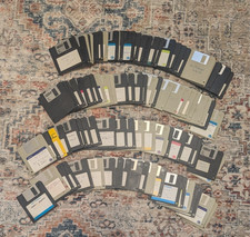 Lot of 100 Used Random Disks Diskettes 3.5