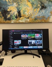 LG 29WK500-P 29 inch Widescreen PERFECT CONDITION picture