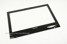 BA75-02662A SAMSUNG LCD PLASTIC COVER BEZEL NP-QX411L-W02UB (GRADE B) (CA94) picture