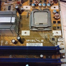 ASUS IPIBL-LB Rev 1.01 HP 492774-001 Motherboard 2.6 Ghz Processor 6Gb Ram picture