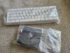 Redragon K630W-RGB DragonBorn 61 Key RGB Mechanical Keyboard charger cable picture