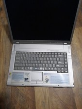 AVERATEC 6240 combination laptop & stand alone DVD player  No charger picture