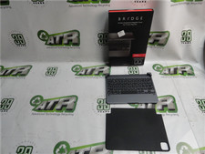 Brydge BRY4012-B Wireless Keyboard for iPad Pro 11 2018 2020 w Back Cover picture