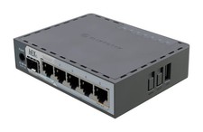 MIKROTIK E60iUGS hEX S Wired Router 5x Gigabit 2.5G SFP PoE USB 3.0 picture