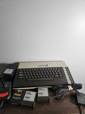 WORKING ATARI 800XL  W THREE GAMES AND MANUAL picture