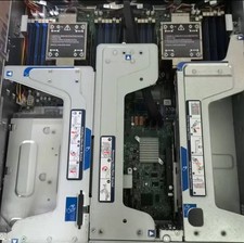 Supermicro SYS-220U-TNR Server 24X2.5