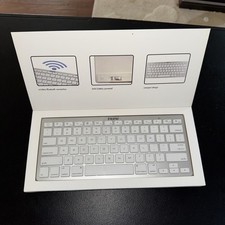 iHome Wireless Bluetooth Keyboard for MAC in Silver picture