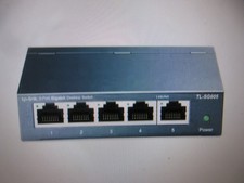 TP-Link 5-Port Gigabit Ethernet Switch, Plug and Play Installation picture