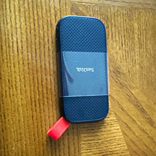 SanDisk Extreme Portable SSD 1TB External USB-C Solid State Drive Black/Red picture
