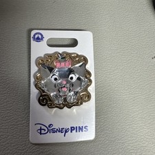 Disney Parks The Aristocats Marie 3-D Sculpted Acrylic Portrait Pin picture