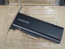Samsung PM1735 6.4TB SSD AIC HHHL PCIE 4.0 NVME MZ-PLJ6T40 MZPLJ6T4HALA-00AD3 picture