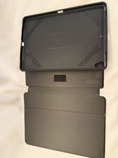EUC Black Targus Click-In Case for 10.2”- 10.5” iPad models Shock Absorb Cover picture