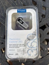 WORKING Pre-Owned GENUINE Plantronics Office Headset with Charging Case. picture