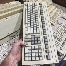 1x Vintage Wang 725 AT Mechanical Computer Keyboard 3770-us 8947 picture
