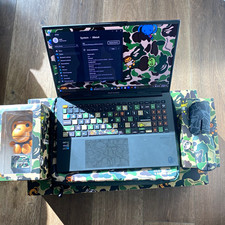 ASUS VivoBook x A BATHING APE 15.6