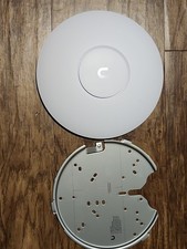 UBIQUITI UNIFI U6-PRO-US WIFI 6 802.11AX 4X4 MU-MIMO WIRELESS ACCESS POINT picture