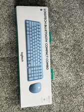 Logitech MK540 (920-008671) Wireless Keyboard and Mouse Combo picture